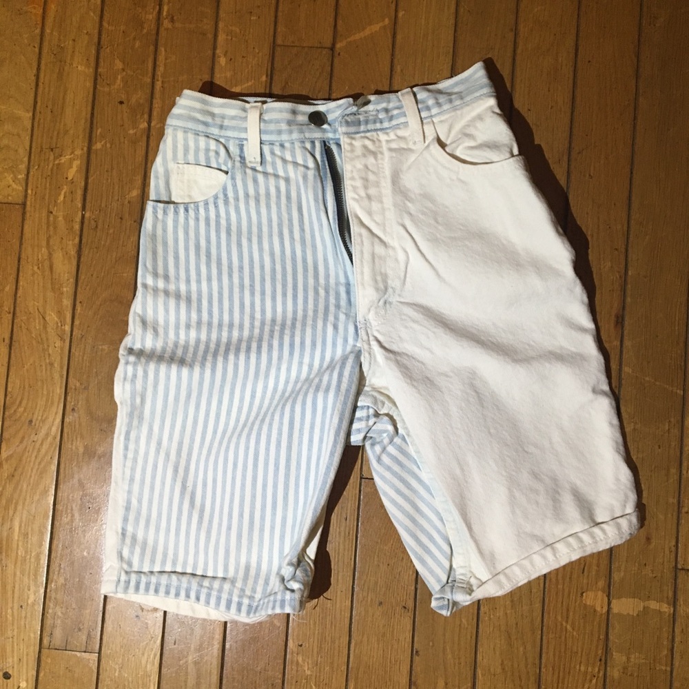Striped shorts mid length blue